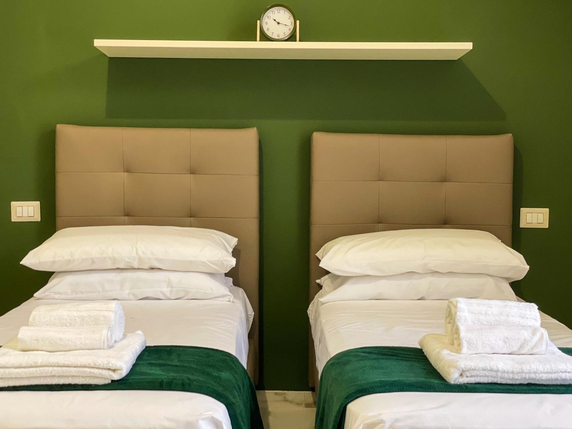 Louma Rooms Bari Exteriör bild