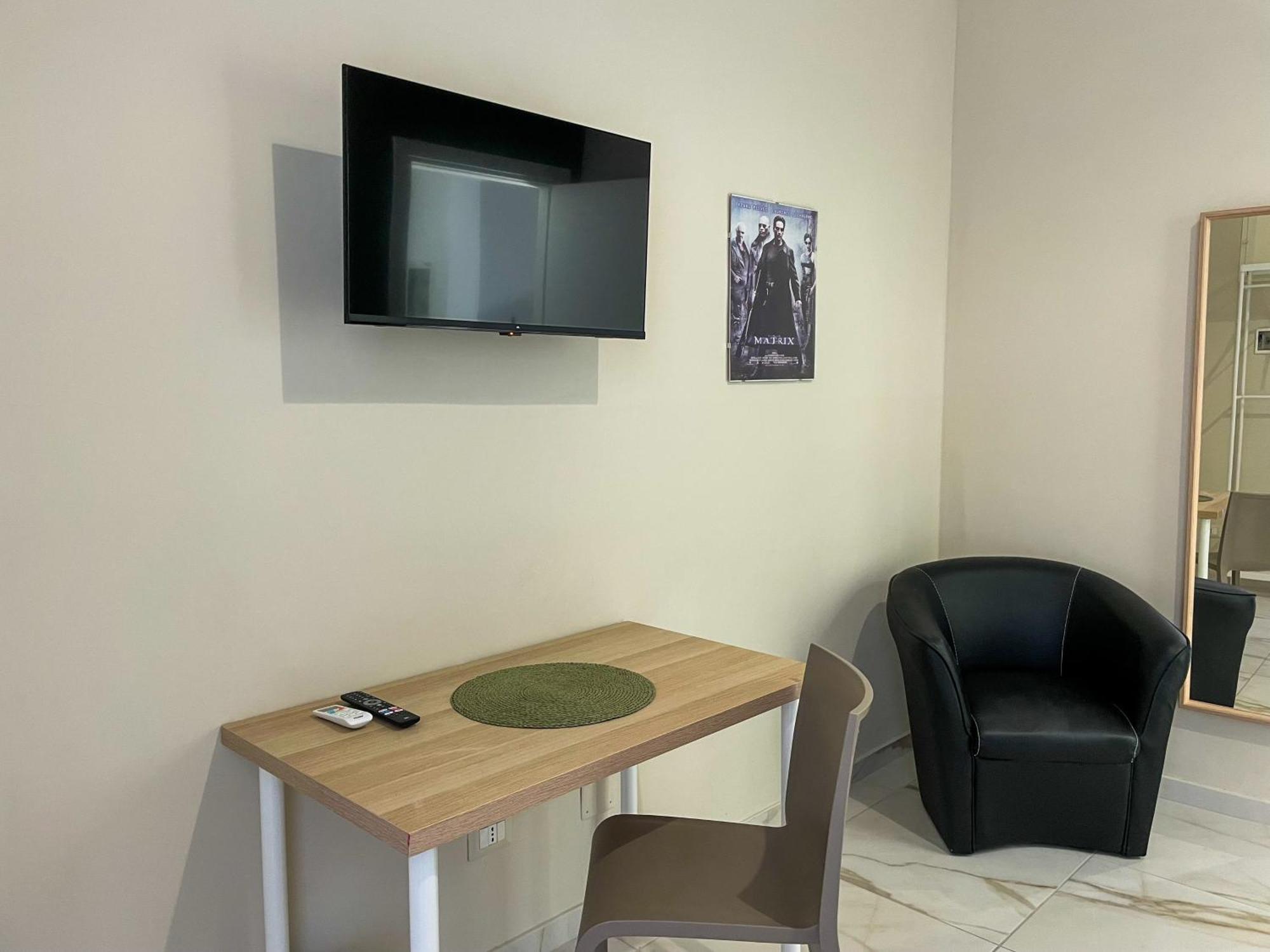 Louma Rooms Bari Exteriör bild